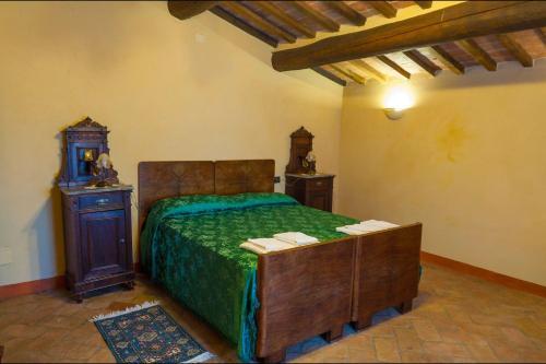 Pierle Villa Sleeps 9 Pool Wifi