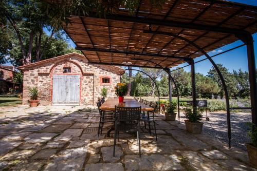 Rigutino Villa Sleeps 14 Pool Air Con Wifi