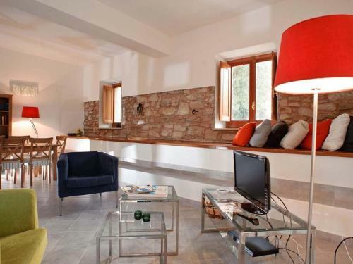 Modern Villa In Patti With Terrace