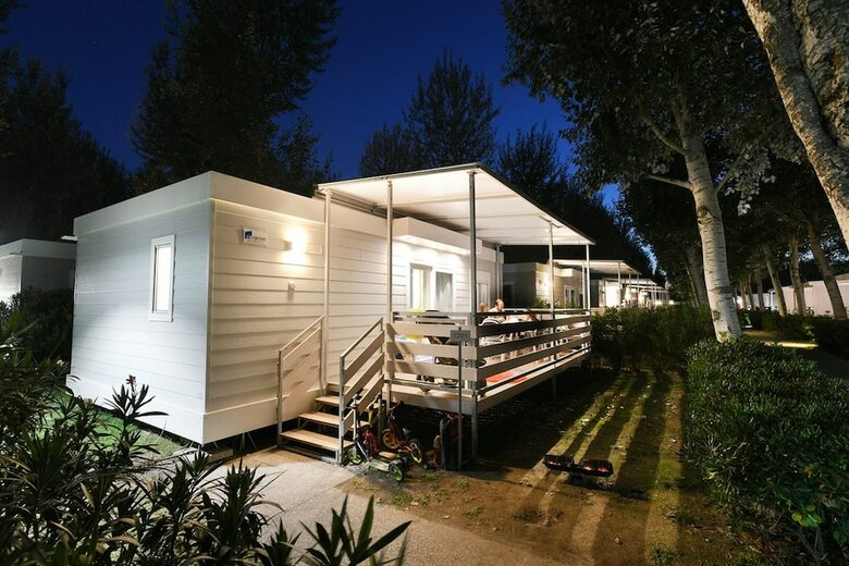 Isamar Holiday Village