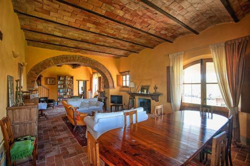 Pienza Villa Sleeps 14 Pool Air Con Wifi