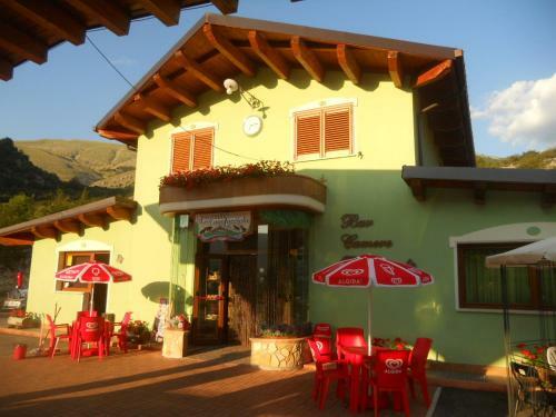 Hostal La Locanda Del Lago Lucciola