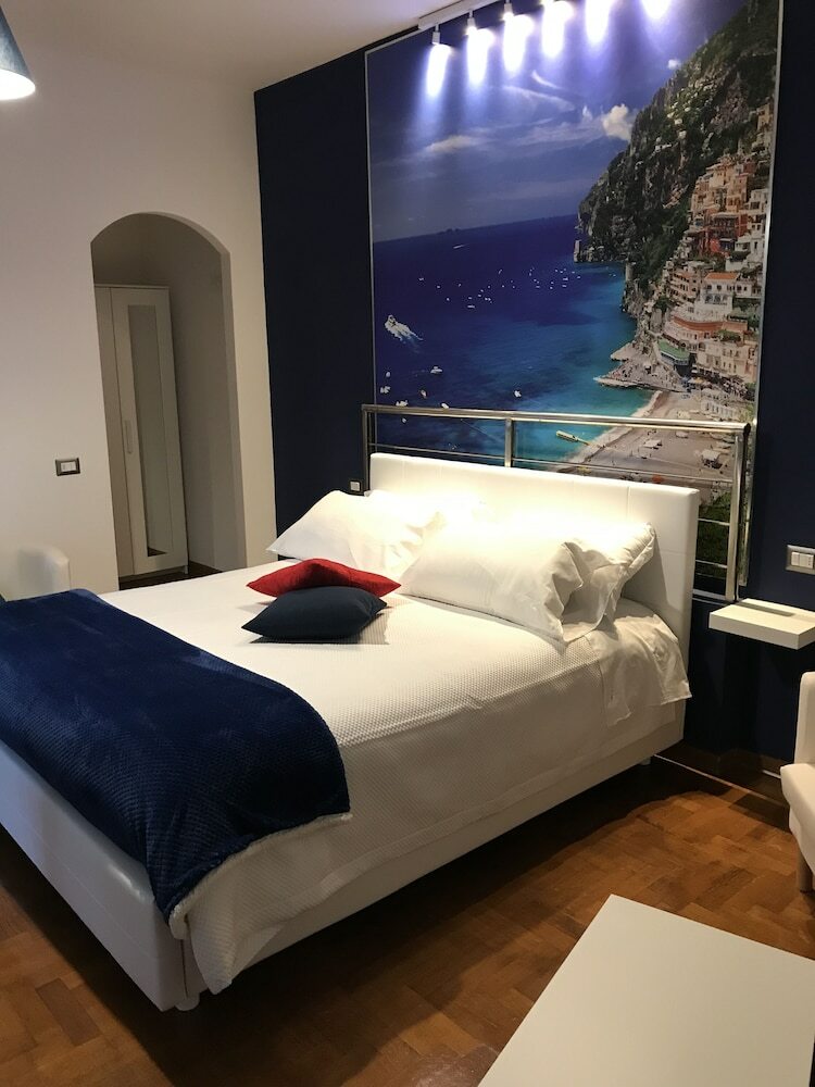 Hostal Villitaly Suite & Coffee Salerno