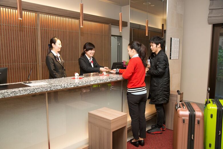 Shinsaibashi Grand Hotel Osaka