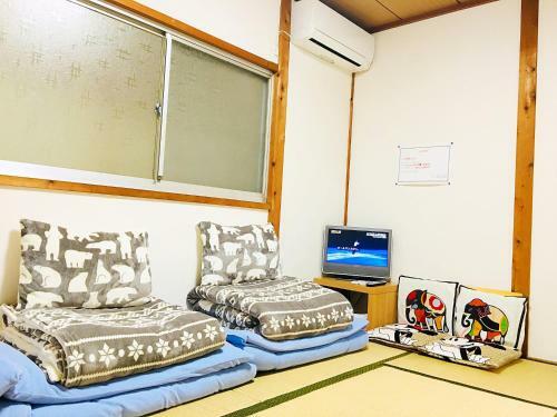 Hostal Osaka Guesthouse Sayuri Honkan