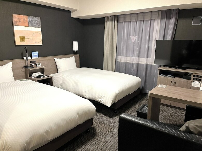 Hotel Route Inn Takamatsu Yashima