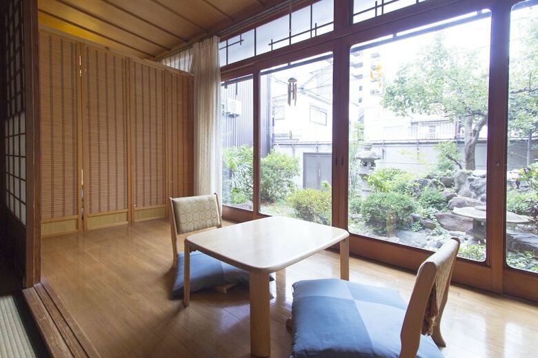 Hostal I Osaka Traditional