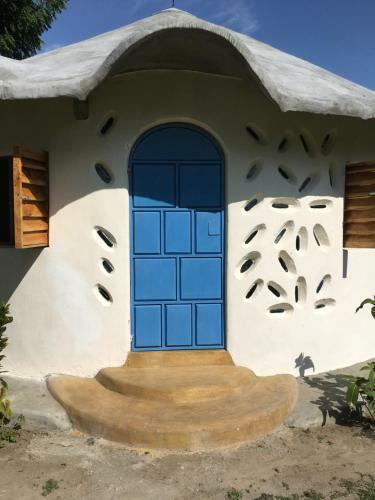 Hotel Wayando Beach Eco Lodge