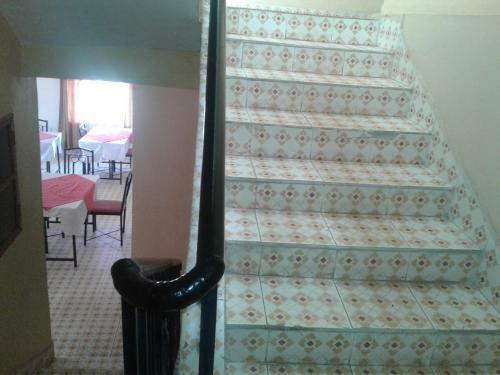 Hostal Enkang Eseriani Guest House