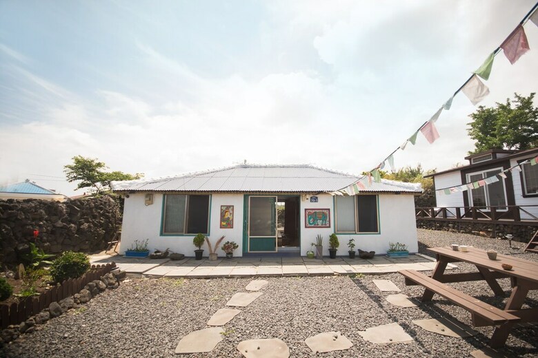 Hostal Shanti Shanti Guest House