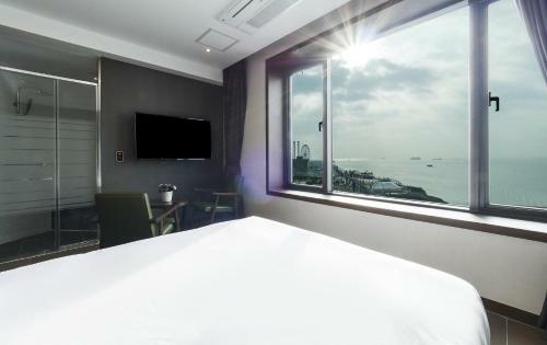 Incheon Hotel Blue Marine