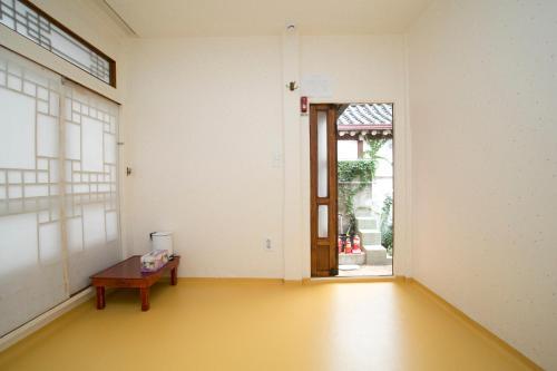 Hostal Nuri Hanok Guesthouse