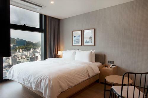 Hotel Gwangalli Brown Dot D Minlak
