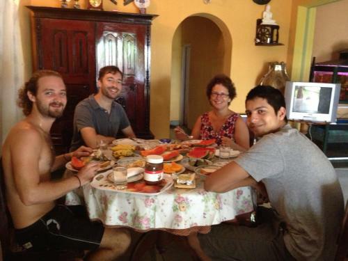 Mama Daisy's Homestay Rekawa.