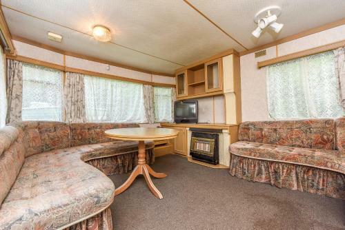 Hostal Camping Mindunai