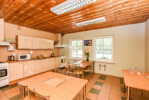 Hostal Camping Mindunai
