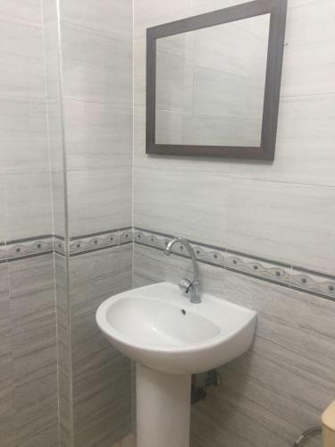 Apartment 2 Bedrooms In Downtown