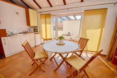 Dobrota 240 Luxury Apartments
