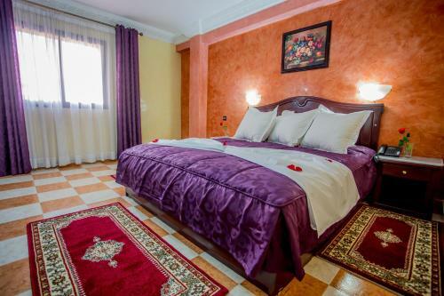 Hotel H�tel Les Ambassadeurs