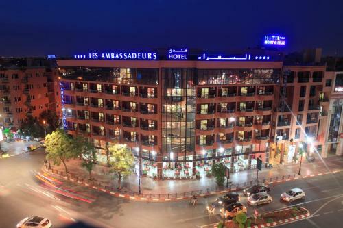 Hotel H�tel Les Ambassadeurs