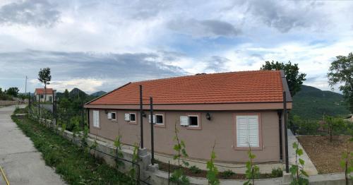 Hostal Guesthouse Djukanovic