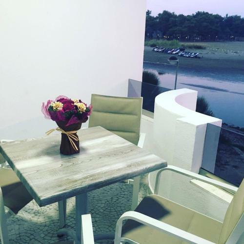 Sea Star Apartments