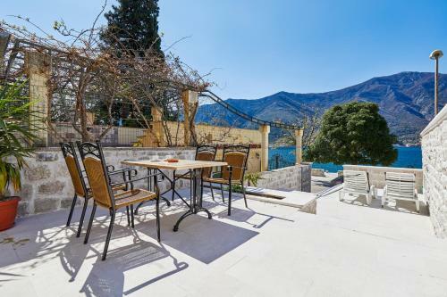 Villa Three Dots By Todorovic Family
