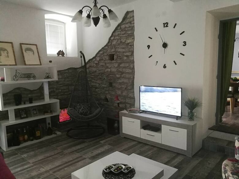 Apartamento Old House Morinj-tara