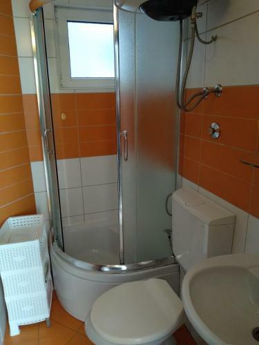 Hostal Apartments And Rooms Mila