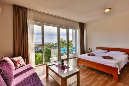 Luna Apartmani