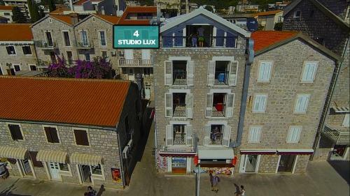 Apartment Galija Petrovac Lux