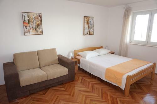 Apartments & Room Kr? Medinski