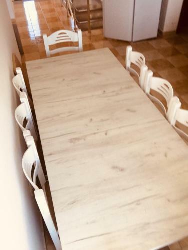 Apartmens Gjoni