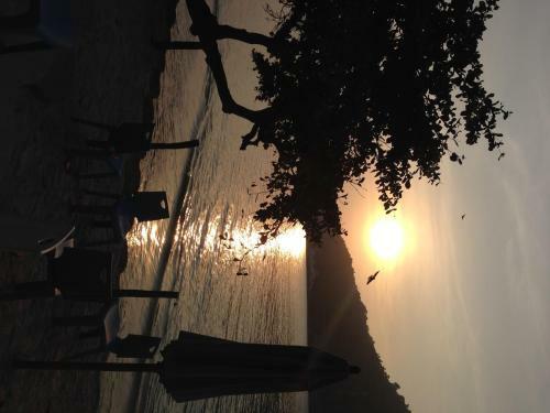 The Barat Perhentian