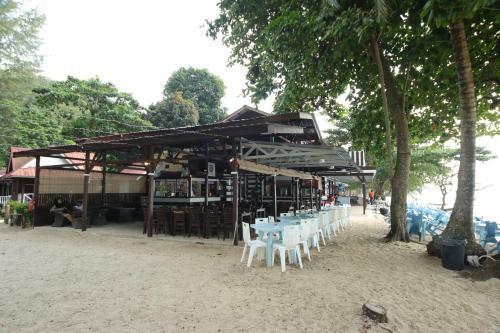 The Barat Perhentian