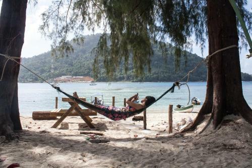 The Barat Perhentian