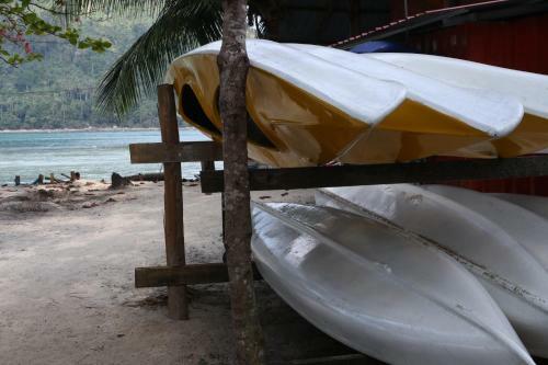 The Barat Perhentian