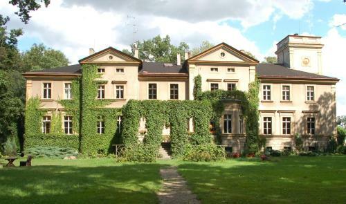 Agroturismo Pa?ac Babor�wko
