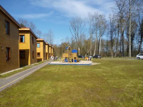 Lodge Domki Przy Pla?y Owocowy Ogr�d
