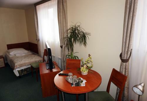 Hotel Pod Szcz??liw? Gwiazd?