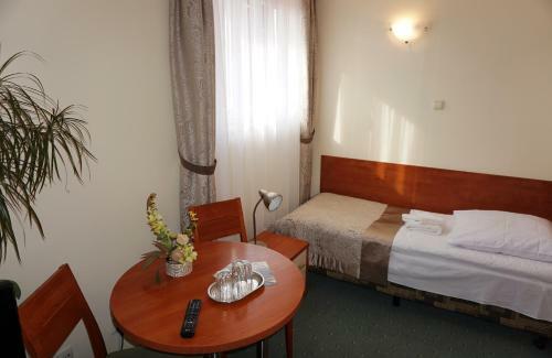 Hotel Pod Szcz??liw? Gwiazd?