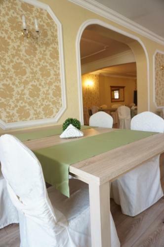 Hotel Pod Szcz??liw? Gwiazd?