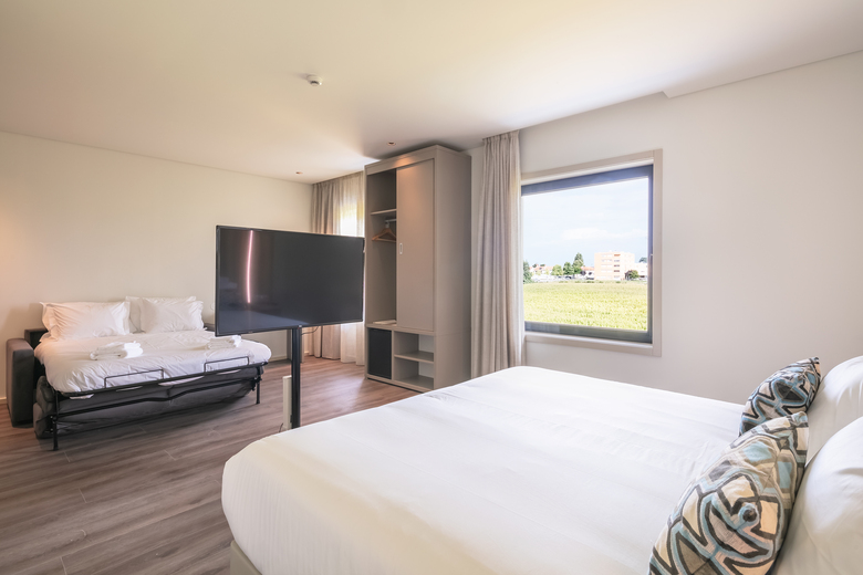 Oporto Airport & Business Hotel
