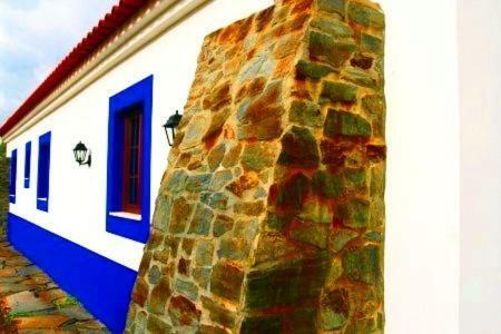Villa Monte Azul - Casas de Campo Do Junqueirinho
