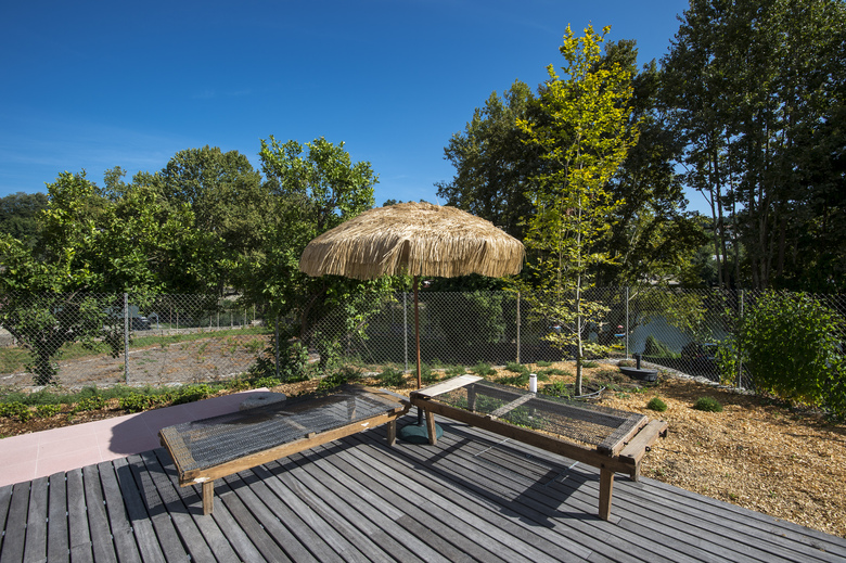 Des Arts Hostel And Suites