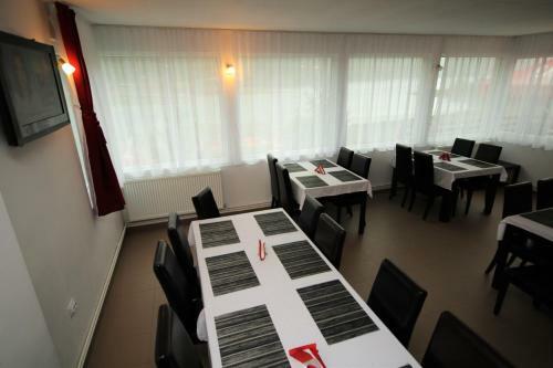 Hostal Pensiunea Alpina