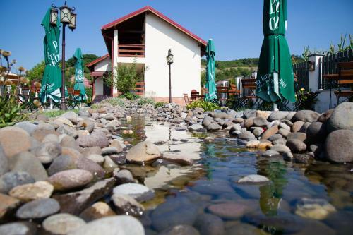 Bed & Breakfast Country Court