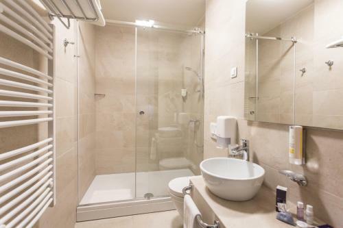 Hotel Grand Hedonist