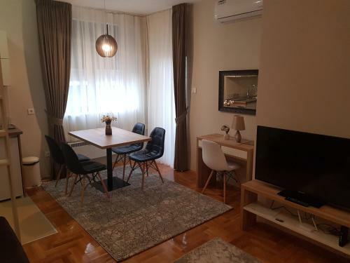 Apartman Zlatna Ru?a