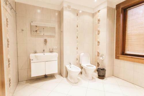 Hotel Lazurny Bereg Na Oke